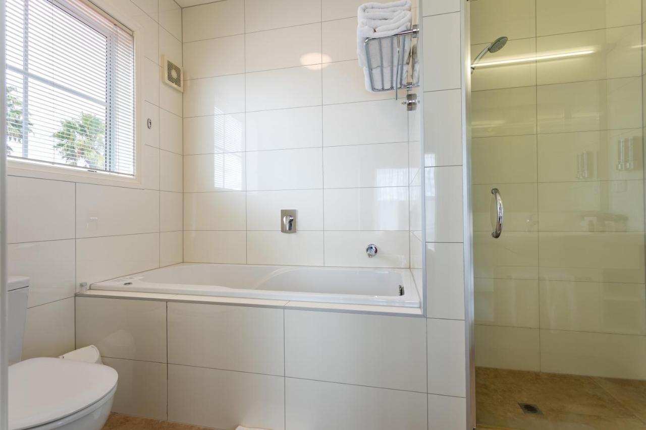 Tuakau Hotel Εξωτερικό φωτογραφία